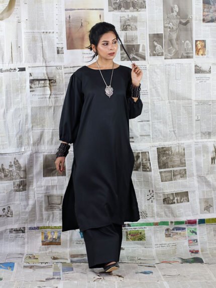 Vintage Kameez With Farshi Shalwar Black