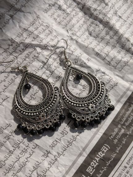 Rang E Ulfat Siyah Baliyaan