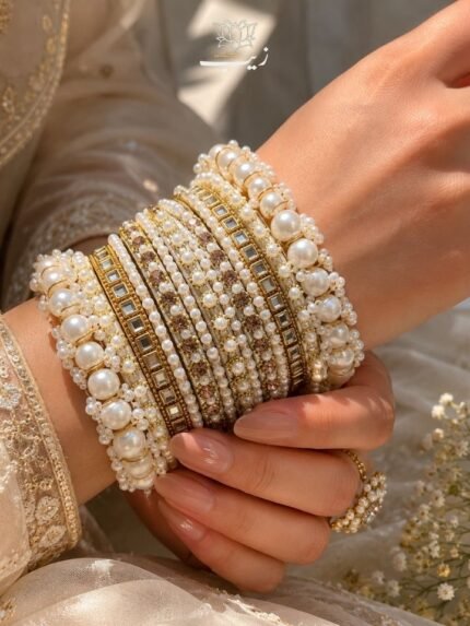 HOOR GAJRA KANGAN BANGLES SET