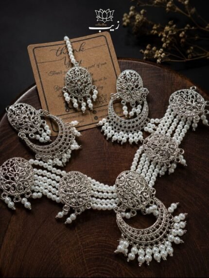 Jahan Ara Silver Pearl Choker Earring Set